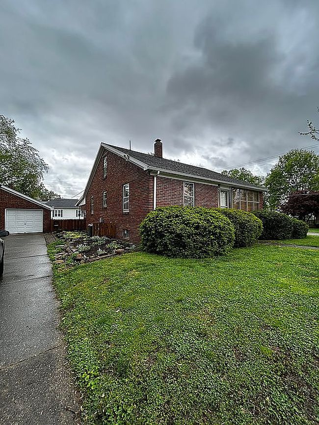 Image of 210 S Lincoln St