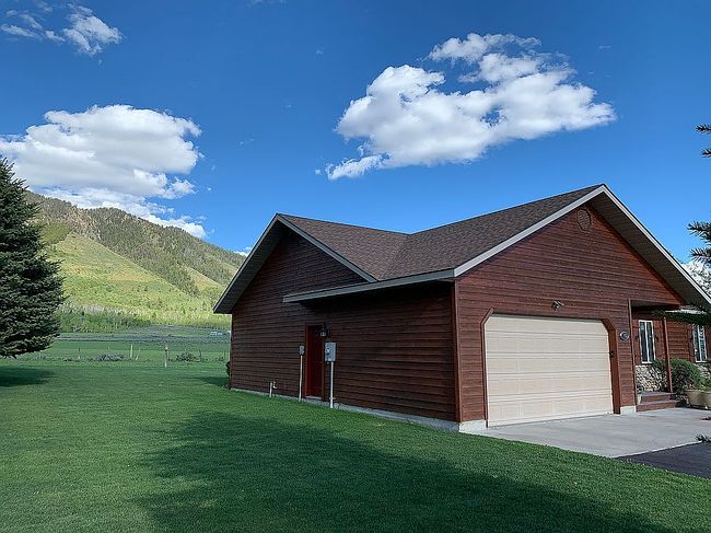 Photo of 162 East St, Star Valley Ranch, WY