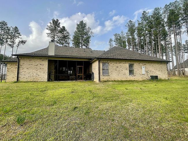 Photo of 202 Lost Oak Ln, Brandon, MS