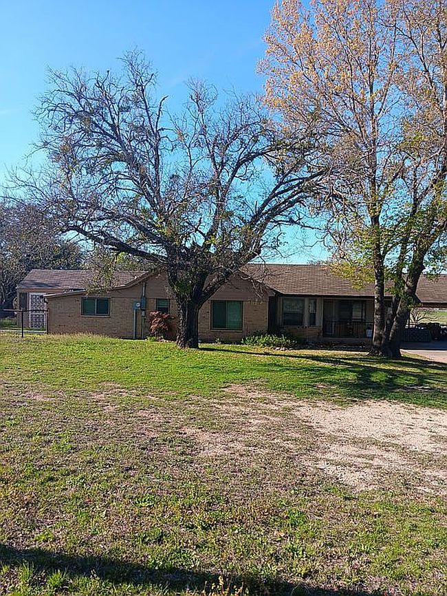 Additional photo 1 of property located at 190 County Road 2100