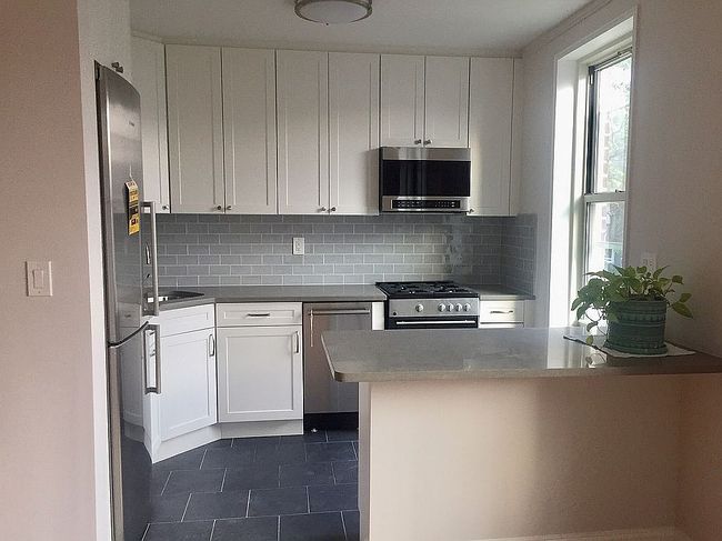 Image of 220 Berkeley Pl Apt 4A