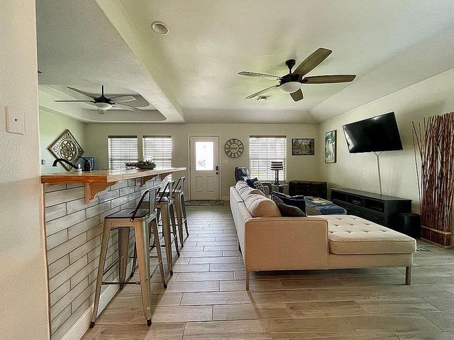 1125 Nagle St, Corpus Christi, TX