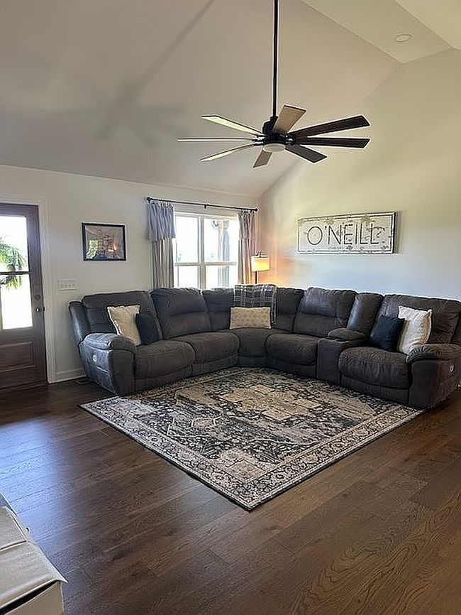 Photo of 1006 Gaines Hill Rd, Westmoreland, TN