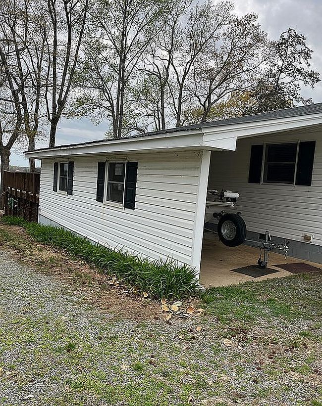 Image of 241 N Shore Dr