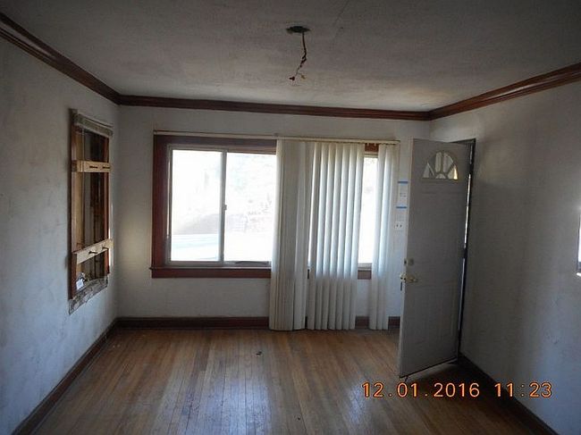 Photo of 3800 Mersington Ave, Kansas City, MO