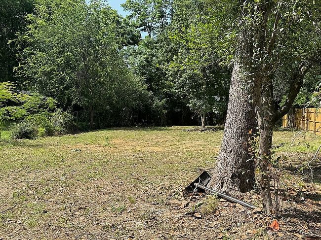 609 Travis Ave, Longview, TX