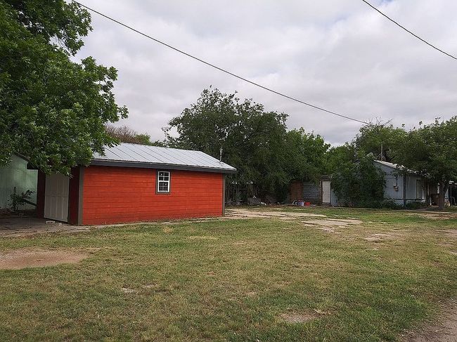 Image of 1717 S Irving St