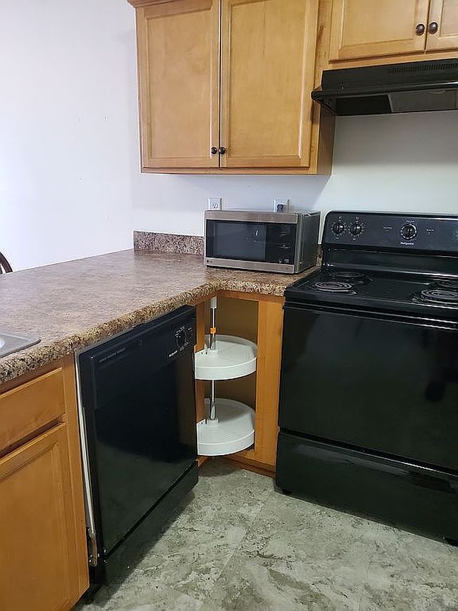 Photo of 109 Jackson Way, Charlestown, IN