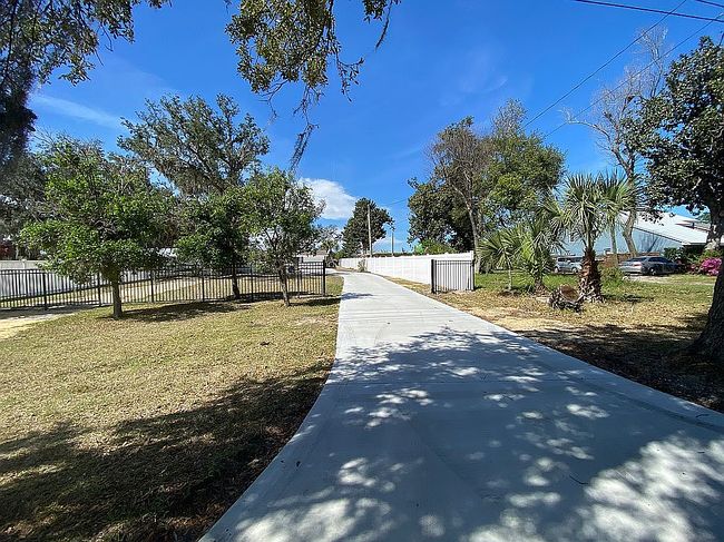 Image of 2313 Mound Ave