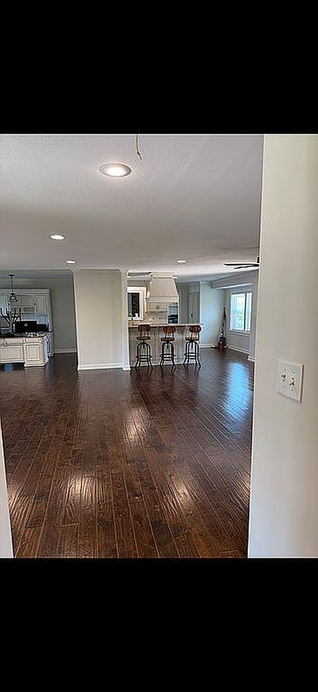 Image of 2417 Meadowbrook Dr