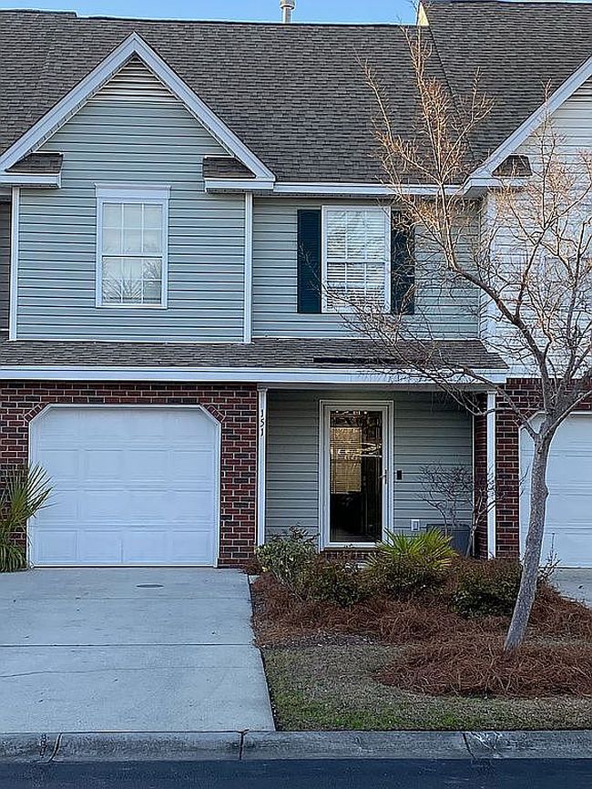 Image of 151 Darcy Ave