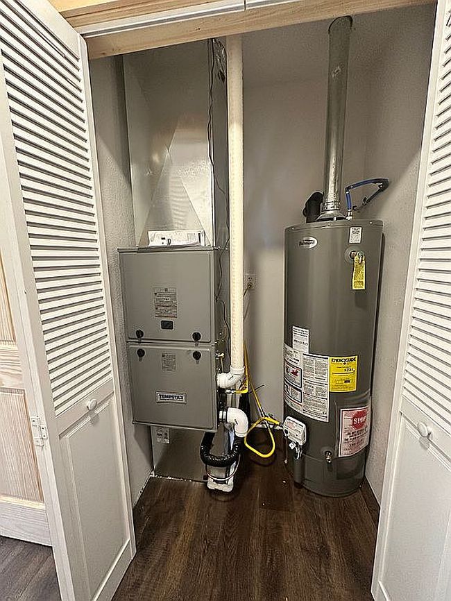 Image of 2119 E 2000th Ave