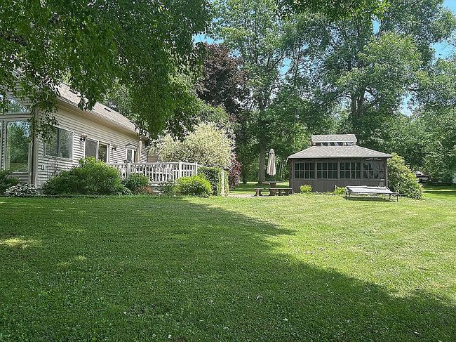 Photo of 14 River Dr, Massena, NY
