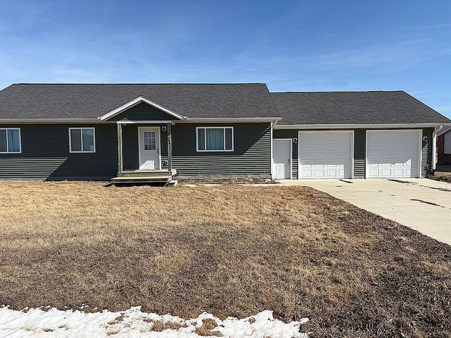 Photo of 606 N Van Gordon Ave, Graettinger, IA