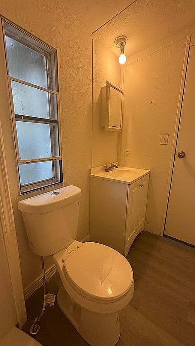 Additional photo 1 of property located at 828 S Choctaw Ave