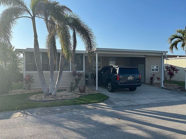 Image of 667 Grizzly Bear Rd