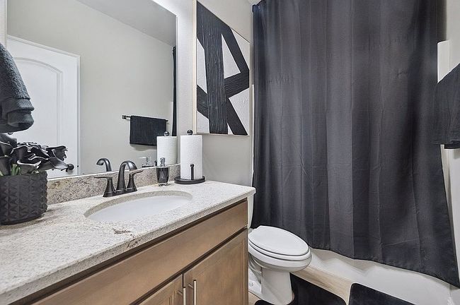 Image of 840 Palmetto Point Dr