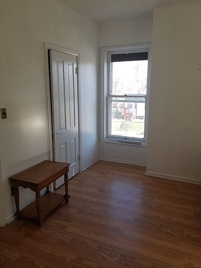 Preview of property located at 1203 Bank St