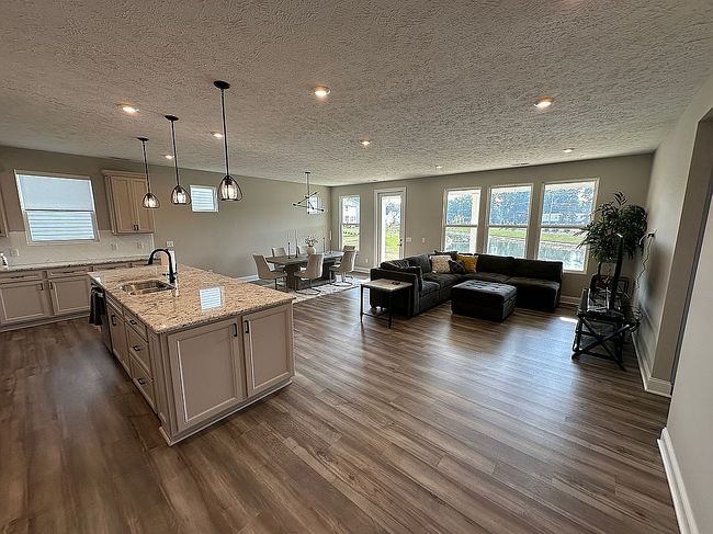 Additional photo 3 of property located at 8100 Brookview Ln