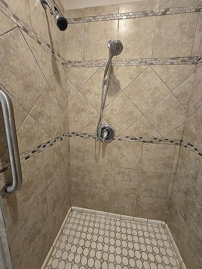 Photo of 1864 Mosswood, Kingsland, TX