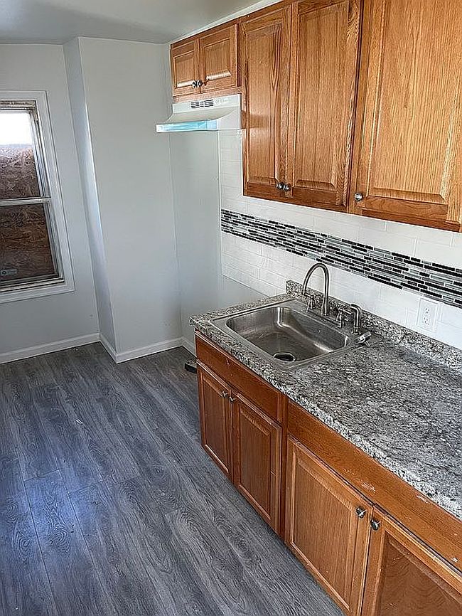 Additional photo 1 of property located at 1125 Morton Ave