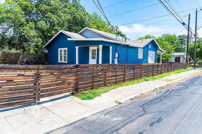 Image of 1803 Burnet St