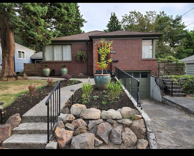 Preview of property located at 829 Ne 94th St