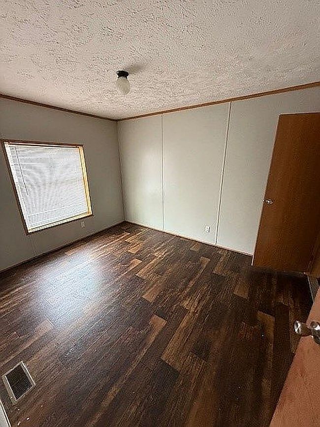Image of 9396 Mountain Cove Rd