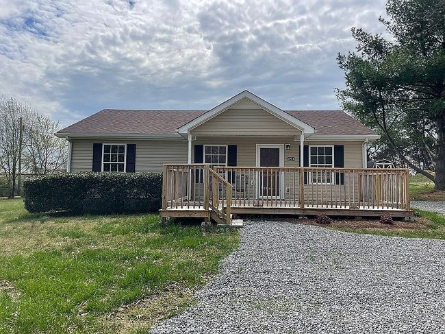 Image of 657 Vaughan Rd