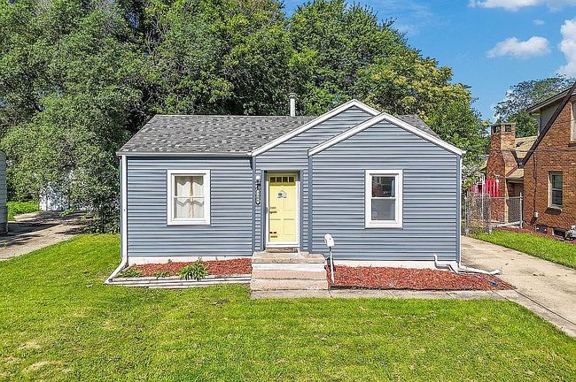 Photo of 2408 48th St, Des Moines, IA