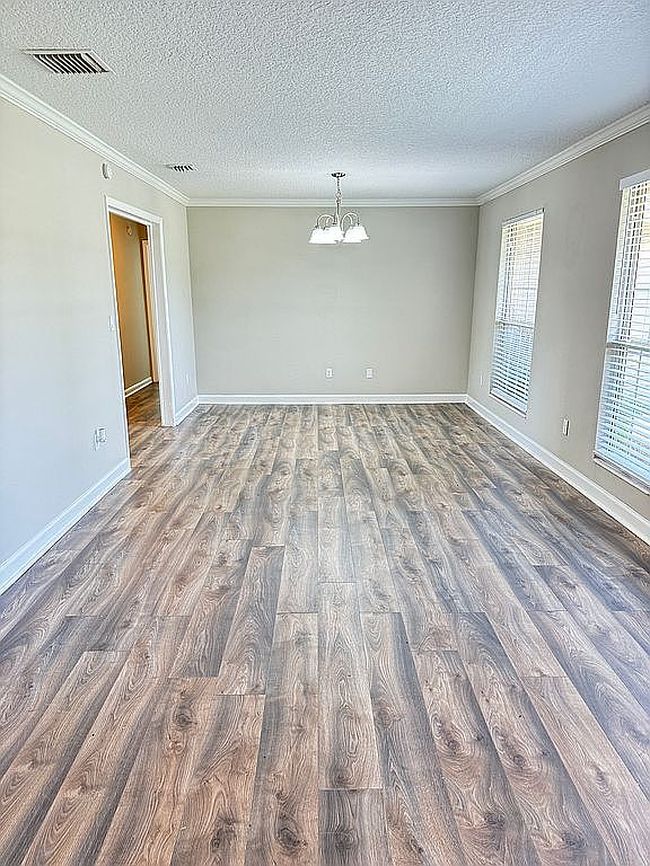 Additional photo 2 of property located at 128 Seagrape Dr