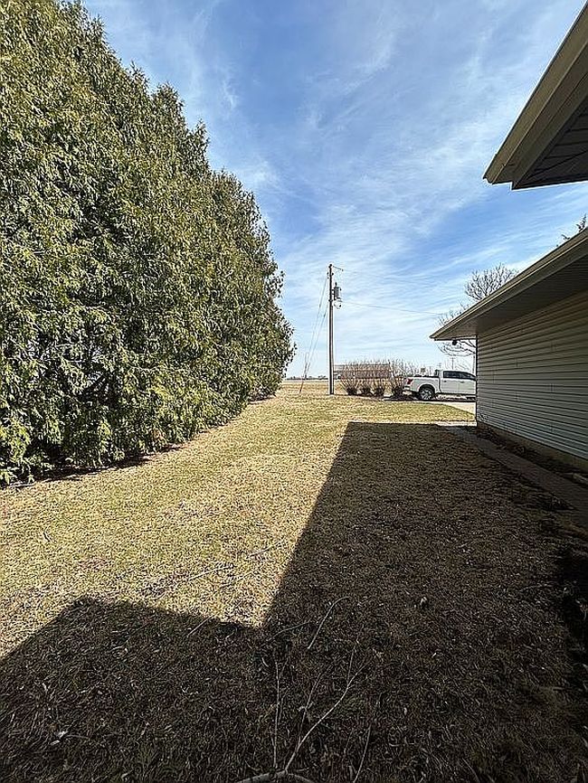 Image of 718 E Center St