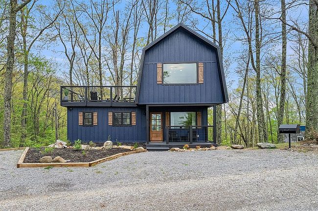 Photo of 1114 Red Maple Ln, Sevierville, TN