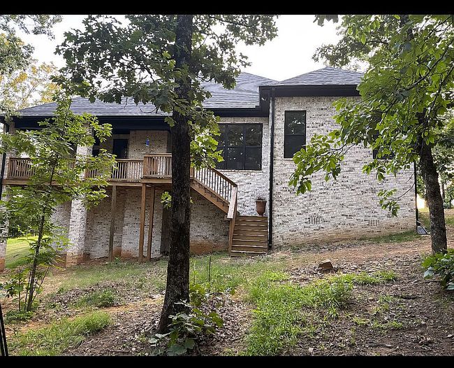 Image of 595 Willow Lake Rd