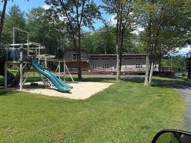Image of 84 N Sycamore Dr