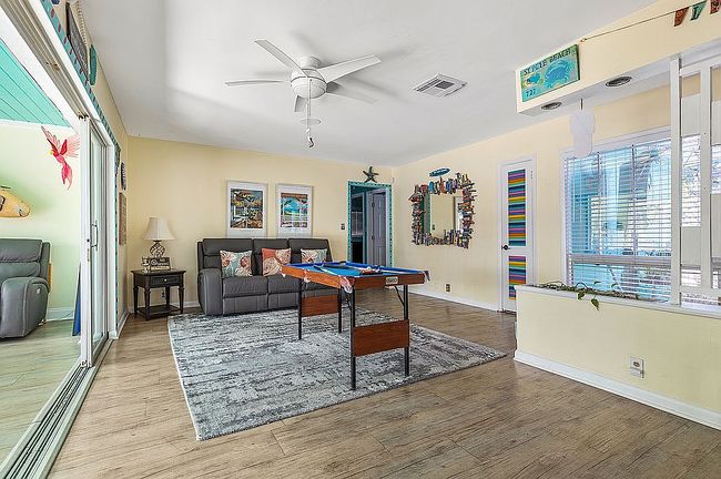 Additional photo 2 of property located at 4643 Bay Crest Dr