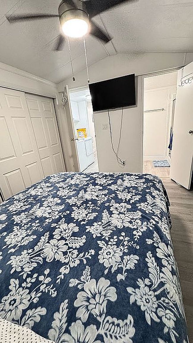 Photo of 9118 Mcmillan Ln, Tampa, FL