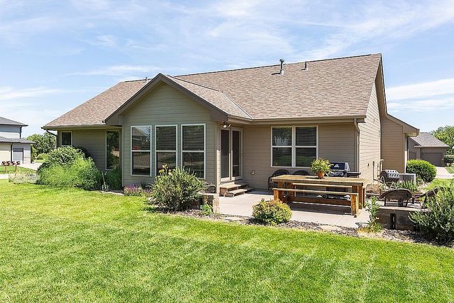 Photo of 16315 Craig Ave, Bennington, NE