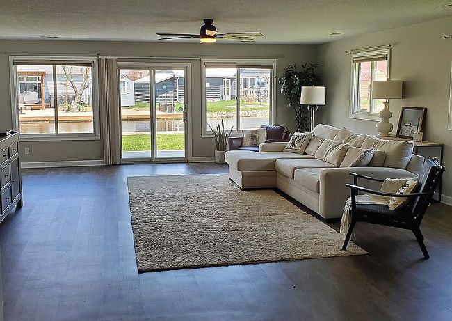 Image of 145 Waterbury Ct