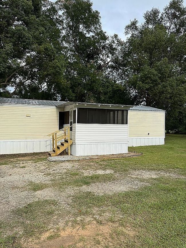Photo of 247 Ashley St, Berlin, GA