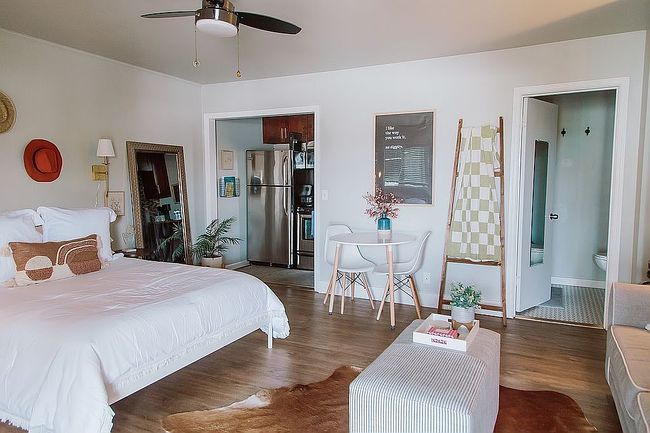 Image of 803 Hillview Hts #204