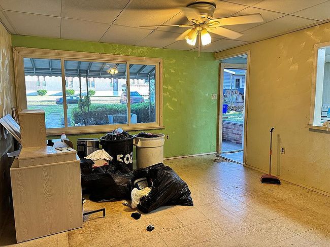 Additional photo 3 of property located at 924 W 23rd St