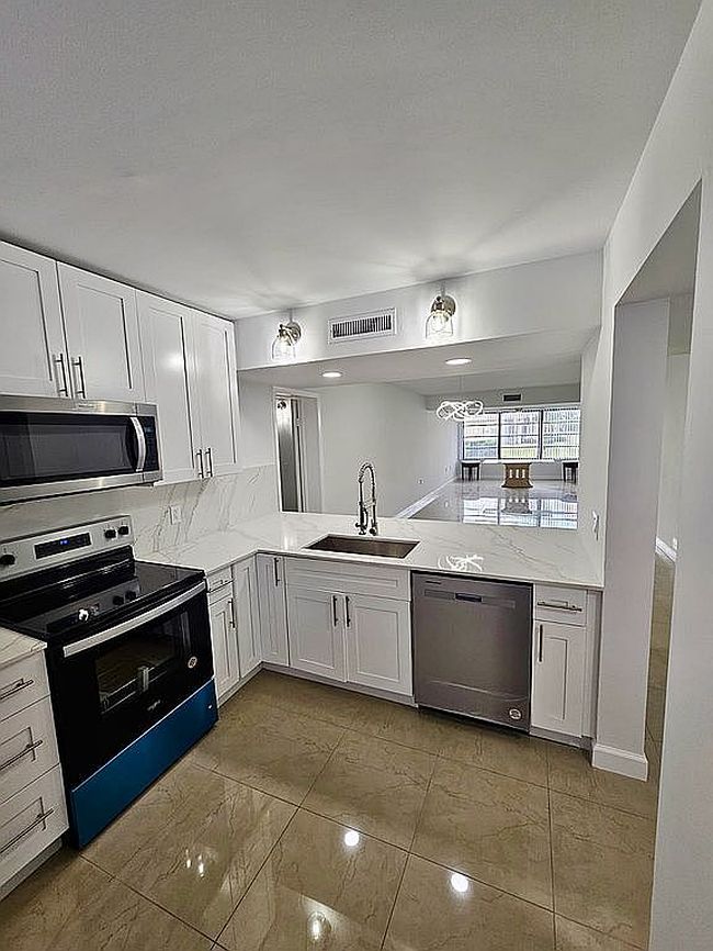 Photo of 3501 Village Blvd Apt 104, West Palm Beach, FL