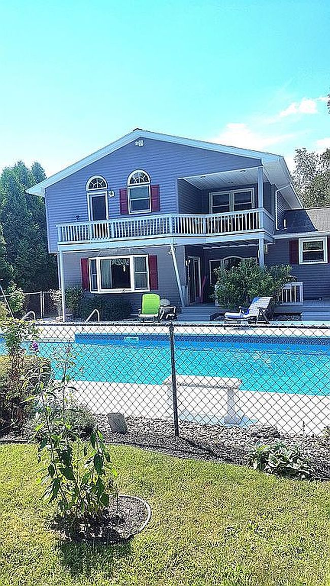 Photo of 120 Clarion Dr, Whitesboro, NY
