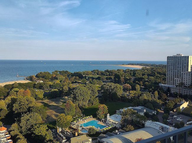 Additional photo 2 of property located at 5320 N Sheridan Rd Apt 2403