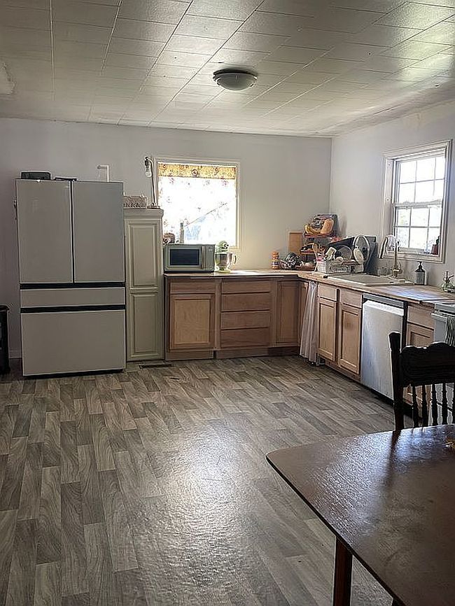 Image of 2339 Sawmill Rd