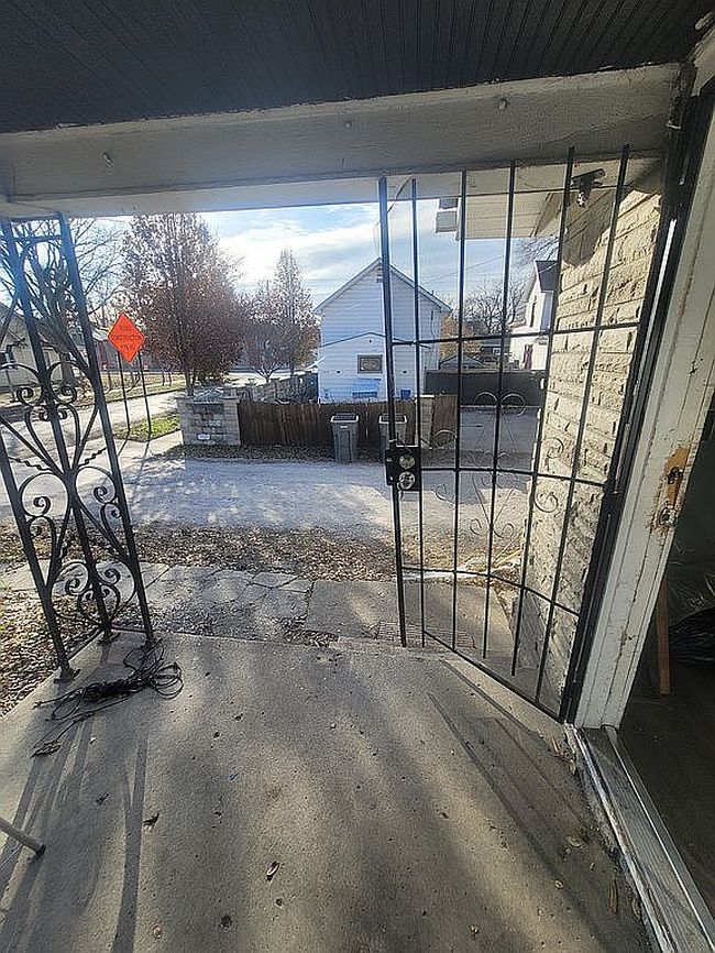 Photo of 512 N Chester Ave, Indianapolis, IN