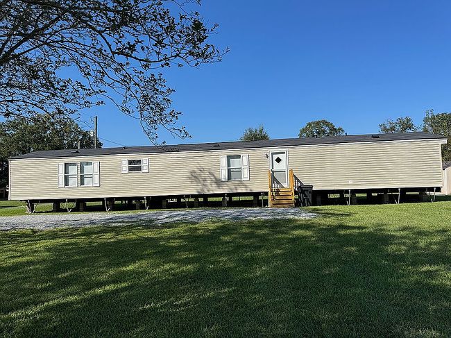 Image of 45300 Gold Place Rd