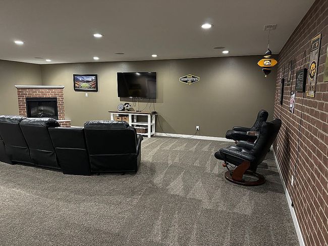 Image of 5141 Lakeside Ln