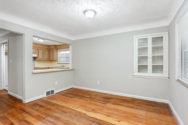Preview of property located at 19941 Forrer St